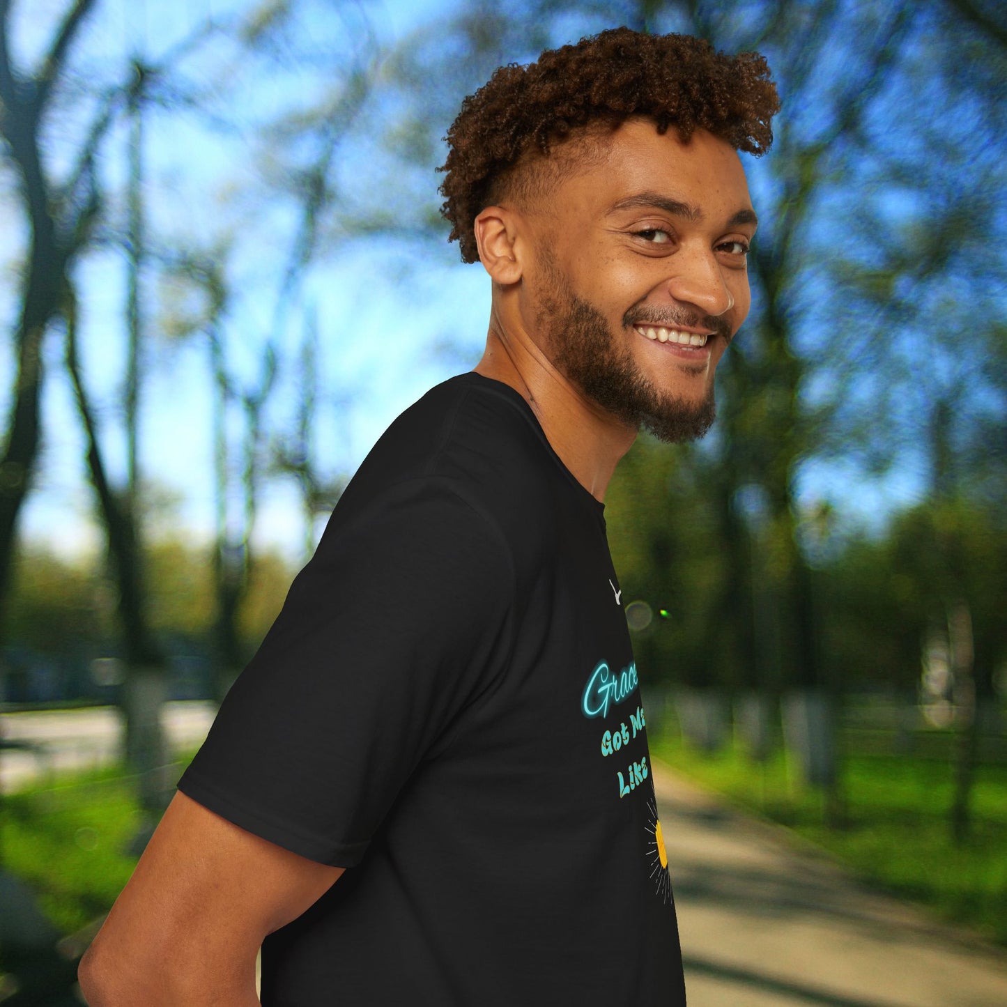 Grace Got Me Like🙌 Spiritual T-Shirt - Funny Faith Graphic Tee for Blessed Vibes, Uplifting Gift for Friends, Motivational Apparel